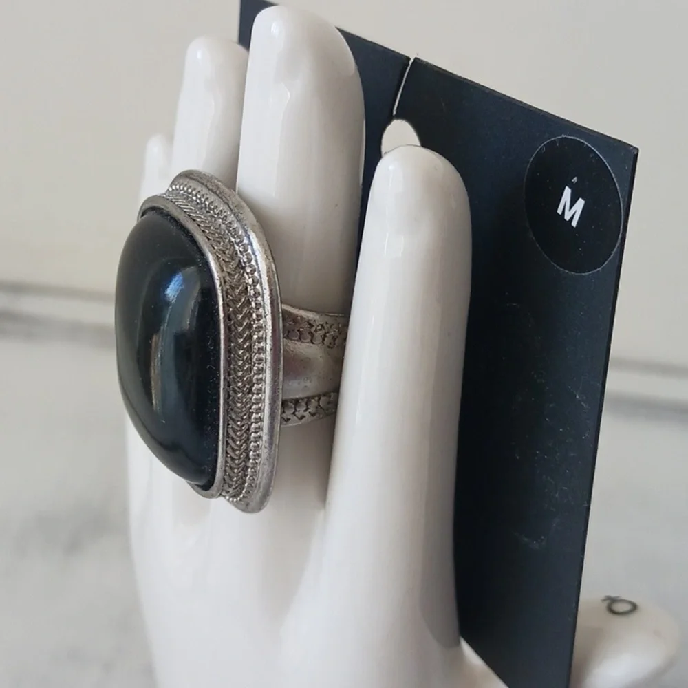 H&M Black Square Fx. Onyx and Dark Grey Statement Ring Sz. M - Picture 5 of 7